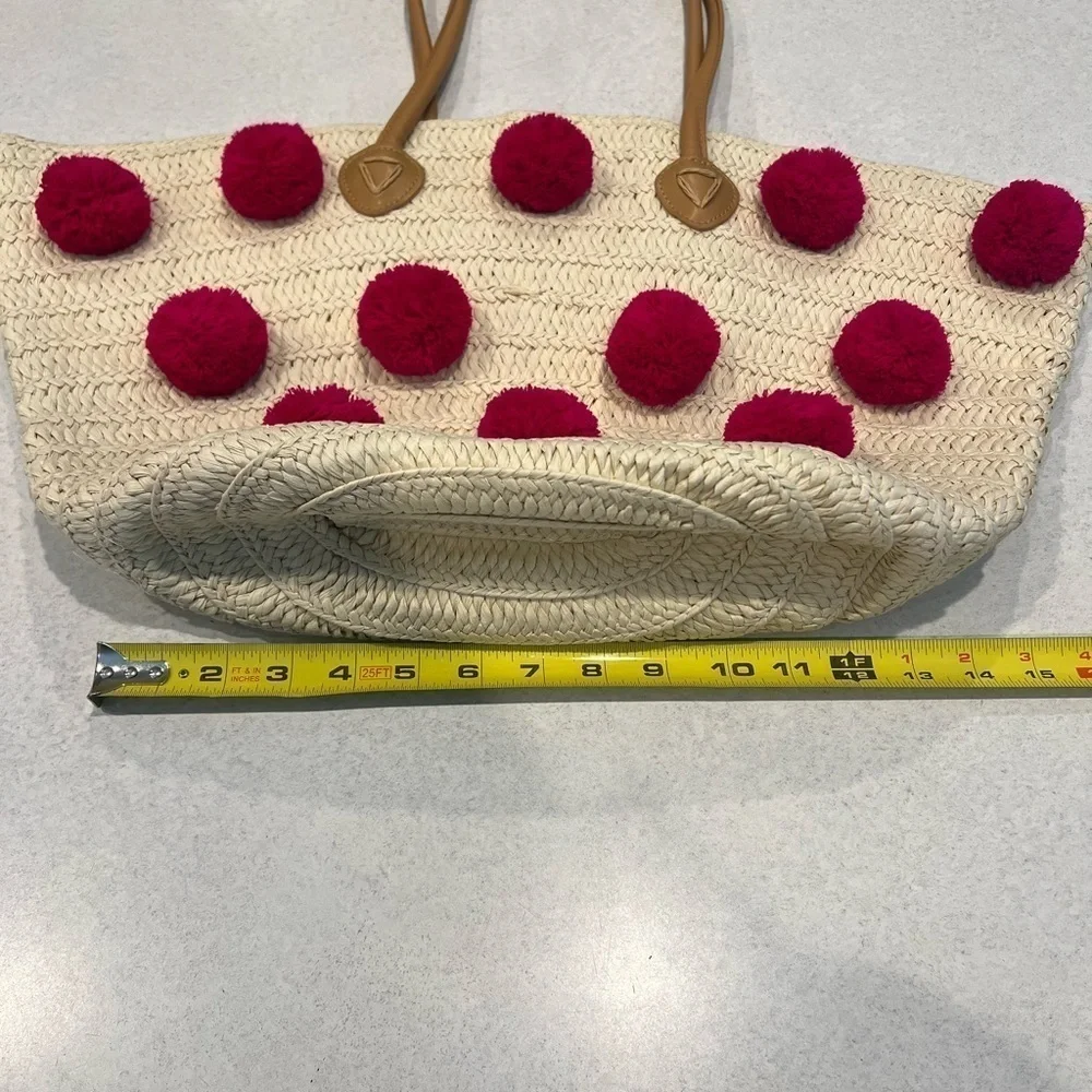 Ani Evry by Shiraleah Cream Beach Tote With Cute Fuchsia Color Poms